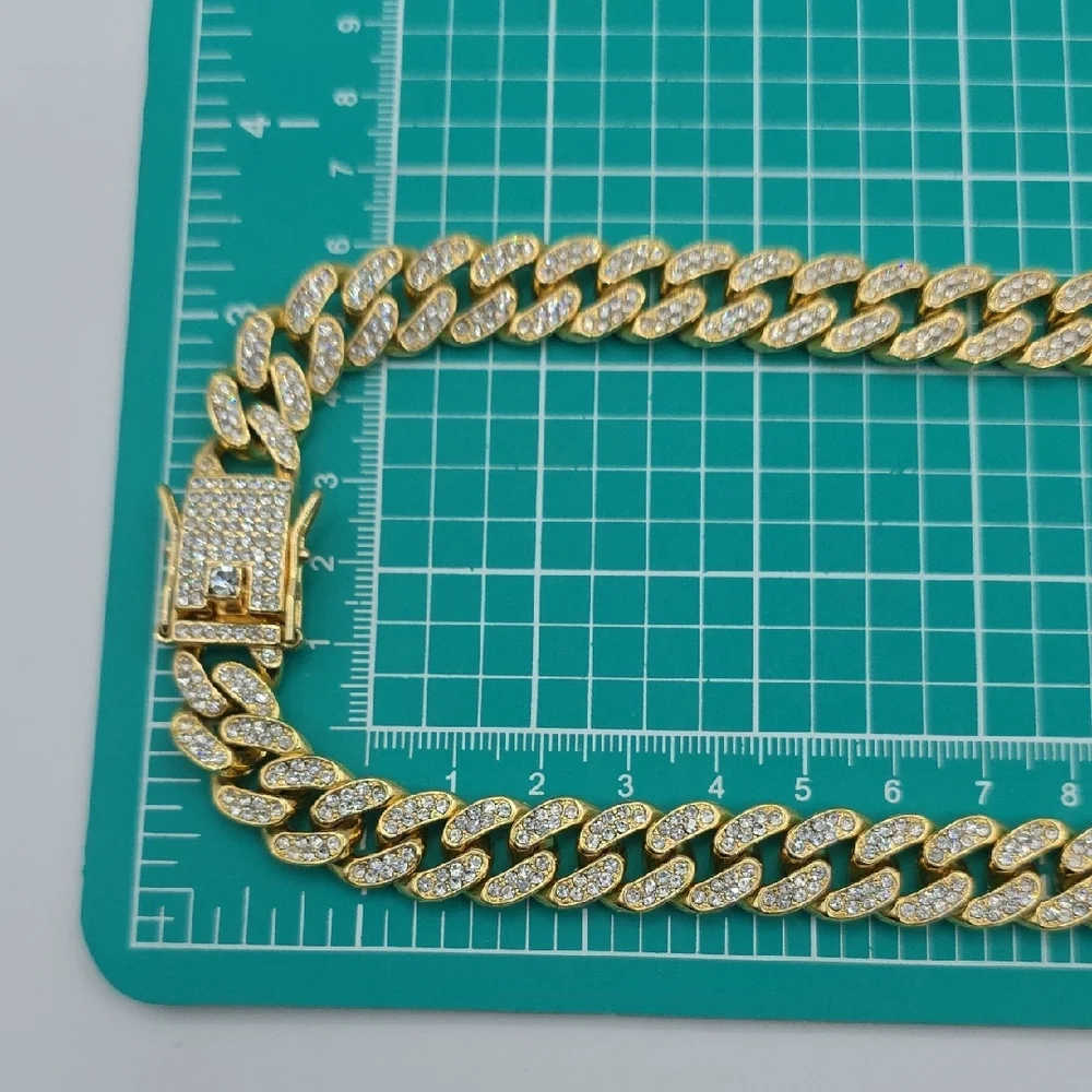 Chic Gold and Silver Women's Necklace